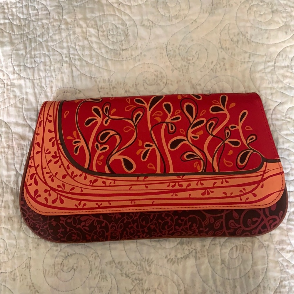 Pocos clutch, crossbody, clutch